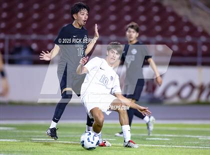 Thumbnail 3 in Grand Oaks vs Mesquite Horn (UIL 6A D2 Soccer Regional Semifinal) photogallery.