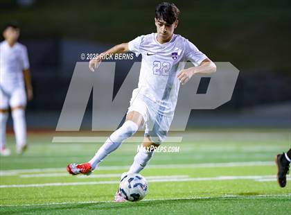 Thumbnail 1 in Grand Oaks vs Mesquite Horn (UIL 6A D2 Soccer Regional Semifinal) photogallery.