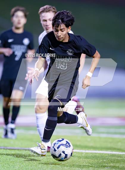 Thumbnail 1 in Grand Oaks vs Mesquite Horn (UIL 6A D2 Soccer Regional Semifinal) photogallery.