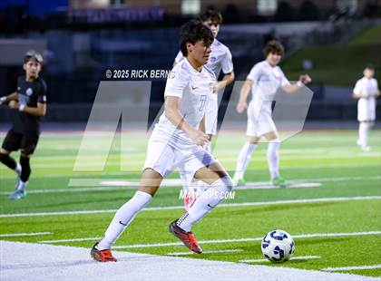 Thumbnail 3 in Grand Oaks vs Mesquite Horn (UIL 6A D2 Soccer Regional Semifinal) photogallery.
