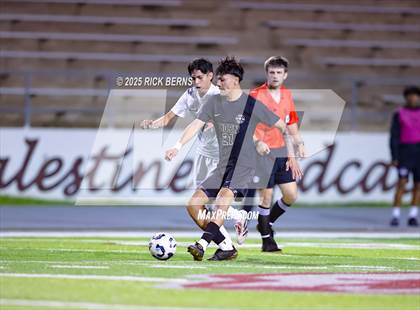 Thumbnail 3 in Grand Oaks vs Mesquite Horn (UIL 6A D2 Soccer Regional Semifinal) photogallery.