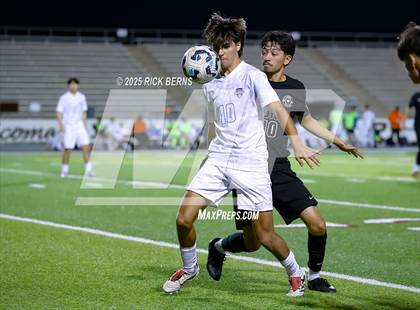 Thumbnail 3 in Grand Oaks vs Mesquite Horn (UIL 6A D2 Soccer Regional Semifinal) photogallery.