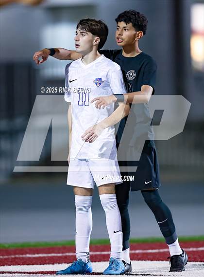 Thumbnail 1 in Grand Oaks vs Mesquite Horn (UIL 6A D2 Soccer Regional Semifinal) photogallery.