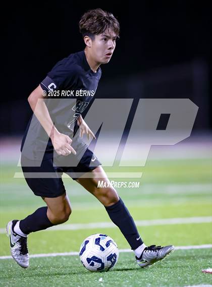 Thumbnail 1 in Grand Oaks vs Mesquite Horn (UIL 6A D2 Soccer Regional Semifinal) photogallery.