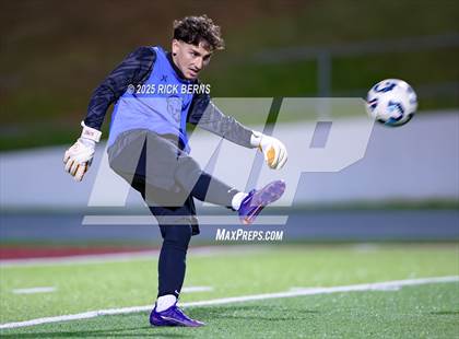 Thumbnail 1 in Grand Oaks vs Mesquite Horn (UIL 6A D2 Soccer Regional Semifinal) photogallery.