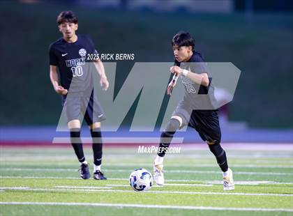 Thumbnail 2 in Grand Oaks vs Mesquite Horn (UIL 6A D2 Soccer Regional Semifinal) photogallery.