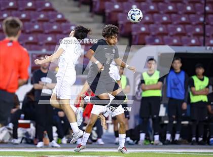 Thumbnail 2 in Grand Oaks vs Mesquite Horn (UIL 6A D2 Soccer Regional Semifinal) photogallery.