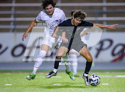 Thumbnail 3 in Grand Oaks vs Mesquite Horn (UIL 6A D2 Soccer Regional Semifinal) photogallery.