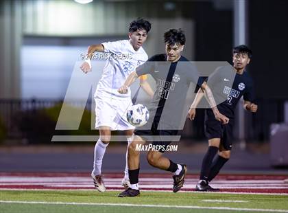 Thumbnail 2 in Grand Oaks vs Mesquite Horn (UIL 6A D2 Soccer Regional Semifinal) photogallery.