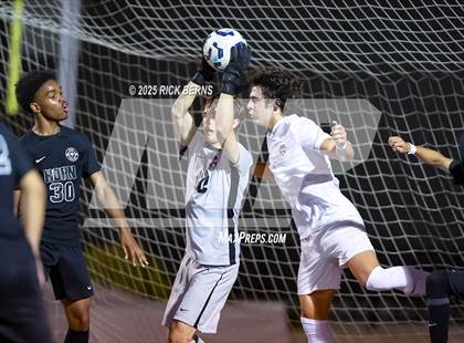Thumbnail 3 in Grand Oaks vs Mesquite Horn (UIL 6A D2 Soccer Regional Semifinal) photogallery.