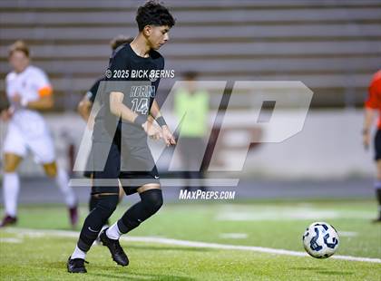 Thumbnail 3 in Grand Oaks vs Mesquite Horn (UIL 6A D2 Soccer Regional Semifinal) photogallery.