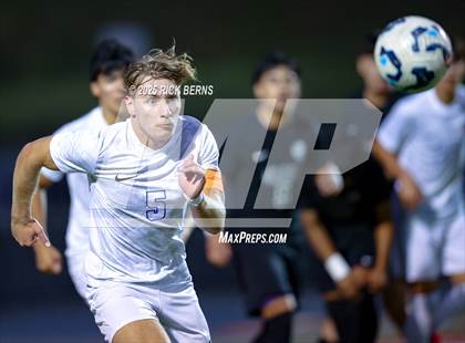Thumbnail 2 in Grand Oaks vs Mesquite Horn (UIL 6A D2 Soccer Regional Semifinal) photogallery.