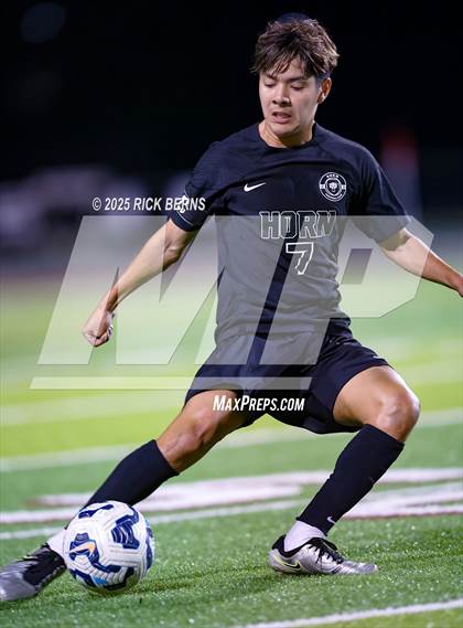 Thumbnail 1 in Grand Oaks vs Mesquite Horn (UIL 6A D2 Soccer Regional Semifinal) photogallery.