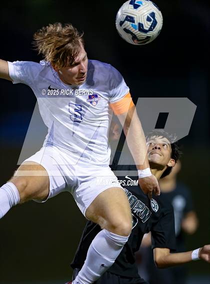 Thumbnail 3 in Grand Oaks vs Mesquite Horn (UIL 6A D2 Soccer Regional Semifinal) photogallery.