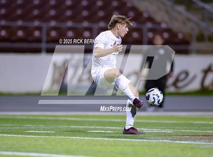 Thumbnail 1 in Grand Oaks vs Mesquite Horn (UIL 6A D2 Soccer Regional Semifinal) photogallery.