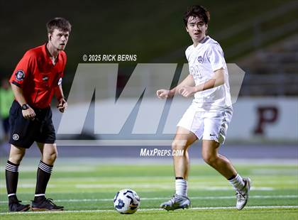Thumbnail 2 in Grand Oaks vs Mesquite Horn (UIL 6A D2 Soccer Regional Semifinal) photogallery.