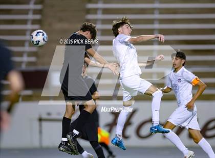Thumbnail 3 in Grand Oaks vs Mesquite Horn (UIL 6A D2 Soccer Regional Semifinal) photogallery.
