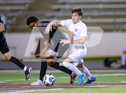 Thumbnail 3 in Grand Oaks vs Mesquite Horn (UIL 6A D2 Soccer Regional Semifinal) photogallery.