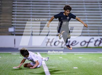 Thumbnail 3 in Grand Oaks vs Mesquite Horn (UIL 6A D2 Soccer Regional Semifinal) photogallery.