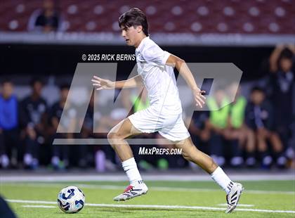 Thumbnail 1 in Grand Oaks vs Mesquite Horn (UIL 6A D2 Soccer Regional Semifinal) photogallery.