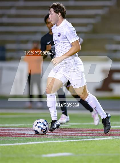 Thumbnail 3 in Grand Oaks vs Mesquite Horn (UIL 6A D2 Soccer Regional Semifinal) photogallery.