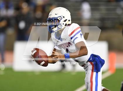 Thumbnail 2 in John Curtis Christian @ Edna Karr photogallery.