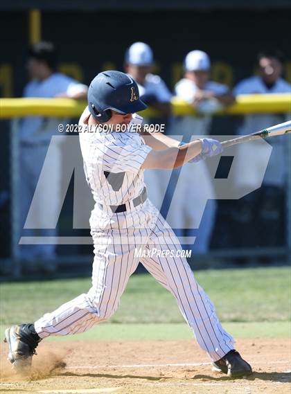 Thumbnail 2 in Anaheim vs. McQueen photogallery.