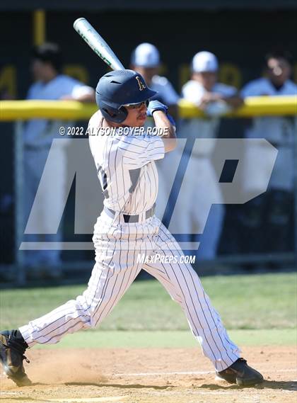 Thumbnail 3 in Anaheim vs. McQueen photogallery.