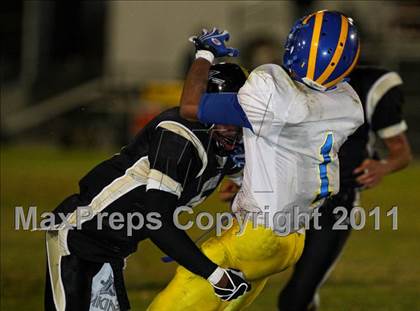 Thumbnail 3 in Northview vs. San Dimas photogallery.