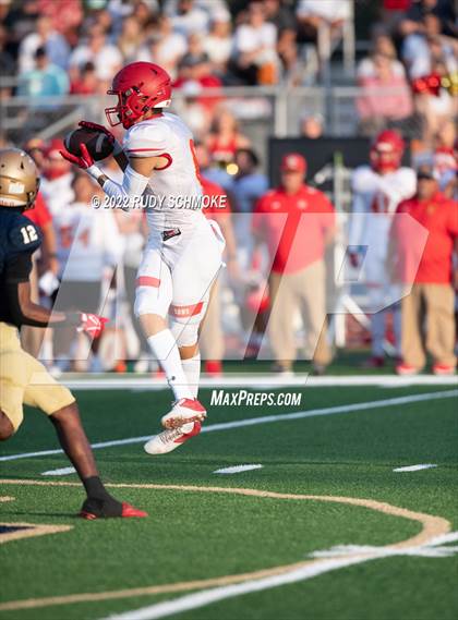 Thumbnail 2 in Cathedral Catholic @ Mater Dei Catholic photogallery.