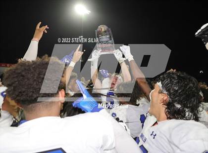 Thumbnail 1 in Chandler vs. Cathedral Catholic (Honor Bowl) photogallery.