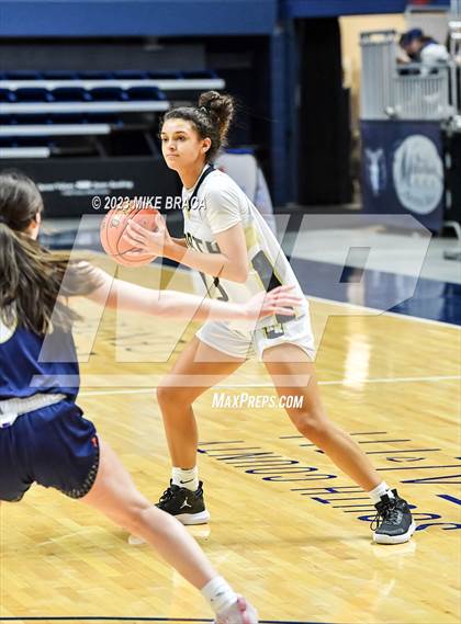 Thumbnail 3 in St. Mary Academy-Bay View vs. North Kingstown (RIIL State Final) photogallery.