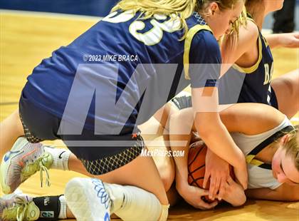 Thumbnail 2 in St. Mary Academy-Bay View vs. North Kingstown (RIIL State Final) photogallery.