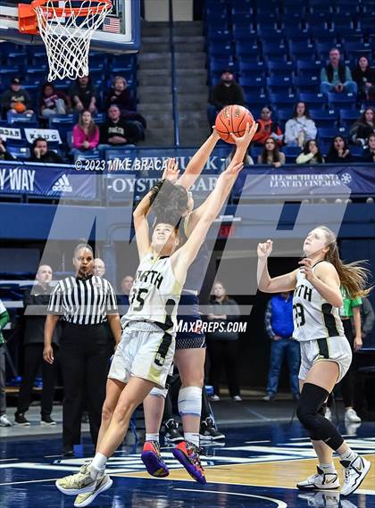 Thumbnail 2 in St. Mary Academy-Bay View vs. North Kingstown (RIIL State Final) photogallery.
