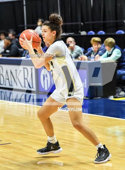 Thumbnail 3 in St. Mary Academy-Bay View vs. North Kingstown (RIIL State Final) photogallery.