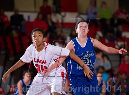 Thumbnail 3 in Long Beach @ Freeport (Section 8 Class AA Quarterfinal) photogallery.