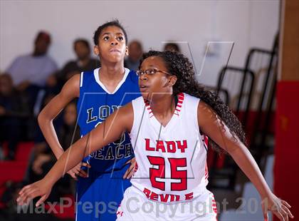 Thumbnail 1 in Long Beach @ Freeport (Section 8 Class AA Quarterfinal) photogallery.