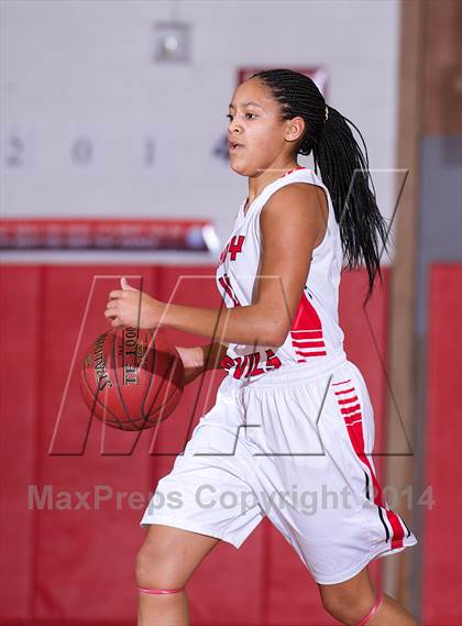 Thumbnail 1 in Long Beach @ Freeport (Section 8 Class AA Quarterfinal) photogallery.