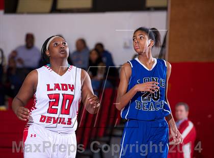 Thumbnail 1 in Long Beach @ Freeport (Section 8 Class AA Quarterfinal) photogallery.
