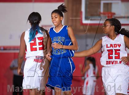 Thumbnail 3 in Long Beach @ Freeport (Section 8 Class AA Quarterfinal) photogallery.