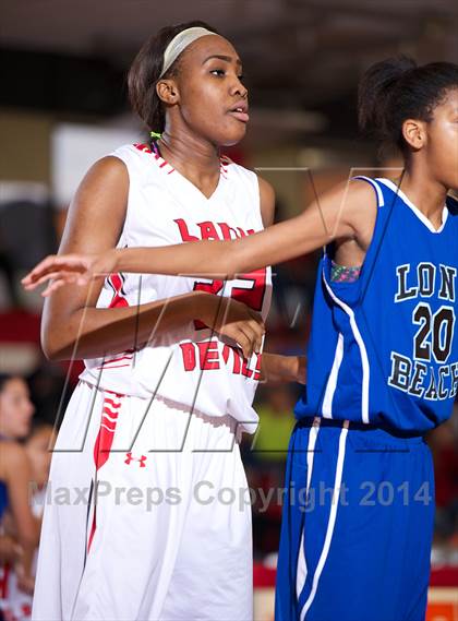 Thumbnail 2 in Long Beach @ Freeport (Section 8 Class AA Quarterfinal) photogallery.