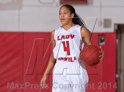 Thumbnail 1 in Long Beach @ Freeport (Section 8 Class AA Quarterfinal) photogallery.
