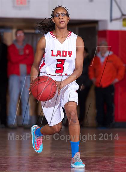 Thumbnail 1 in Long Beach @ Freeport (Section 8 Class AA Quarterfinal) photogallery.