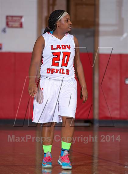 Thumbnail 1 in Long Beach @ Freeport (Section 8 Class AA Quarterfinal) photogallery.
