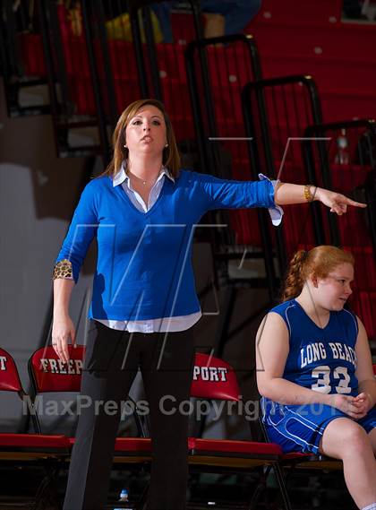 Thumbnail 2 in Long Beach @ Freeport (Section 8 Class AA Quarterfinal) photogallery.