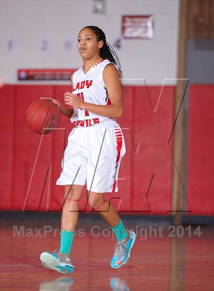 Thumbnail 1 in Long Beach @ Freeport (Section 8 Class AA Quarterfinal) photogallery.