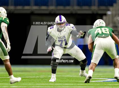 Thumbnail 1 in DeSoto vs Willis (UIL 6A D2 Reginal footbal playoff) photogallery.