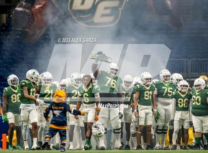 Thumbnail 2 in DeSoto vs Willis (UIL 6A D2 Reginal footbal playoff) photogallery.