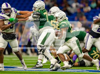 Thumbnail 1 in DeSoto vs Willis (UIL 6A D2 Reginal footbal playoff) photogallery.