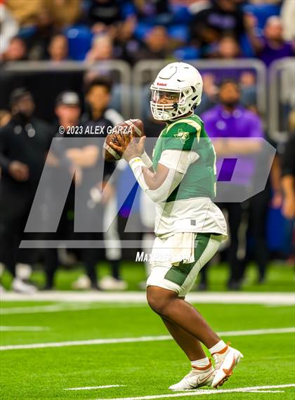 Thumbnail 3 in DeSoto vs Willis (UIL 6A D2 Reginal footbal playoff) photogallery.